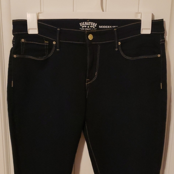 Levi Strauss modern skinny jeans - Picture 1 of 7
